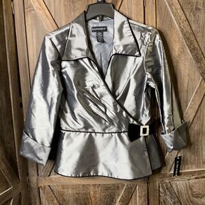 Cachet blouse top NWT